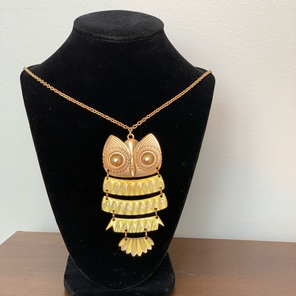 Short Yellow Owl Necklace